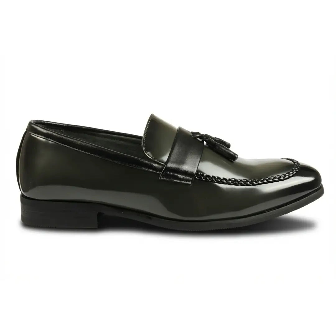 Mocassins à enfiler pour hommes, à pampilles et finition brillante