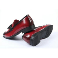 Mocassins à enfiler pour hommes, à pampilles et finition brillante