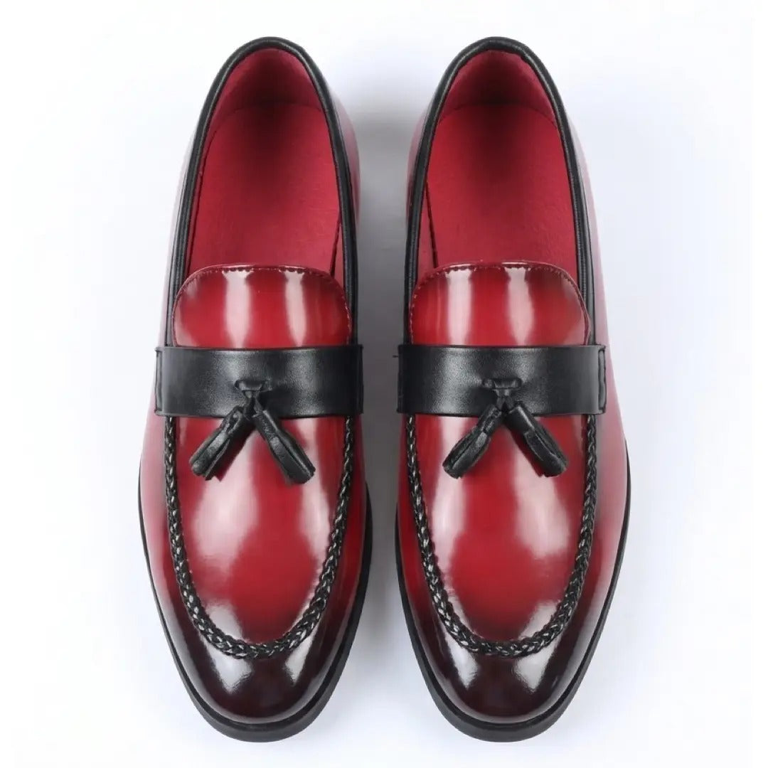 Mocassins à enfiler pour hommes, à pampilles et finition brillante