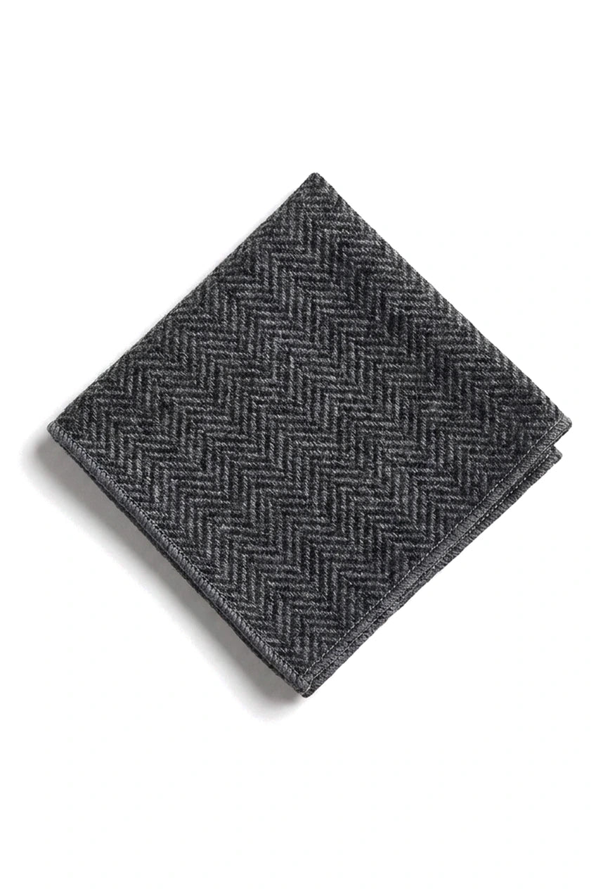 Ensemble cravate et mouchoir en tweed anthracite pour homme, style classique britannique, laine à chevrons.
