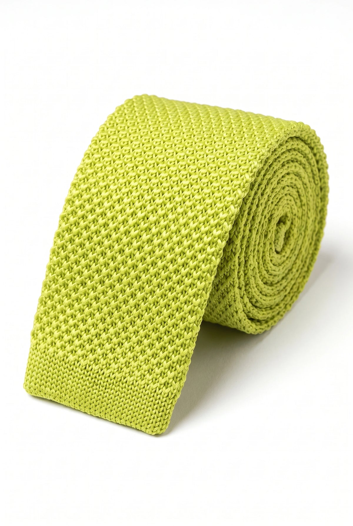 Cravate jaune tricotée pour homme