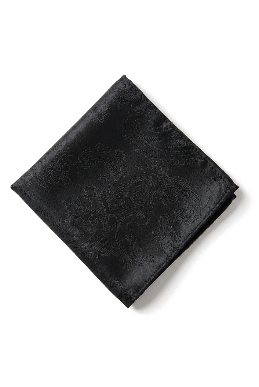 Cravate noire à motif cachemire, pochette, boutons de manchette, satin fleuri