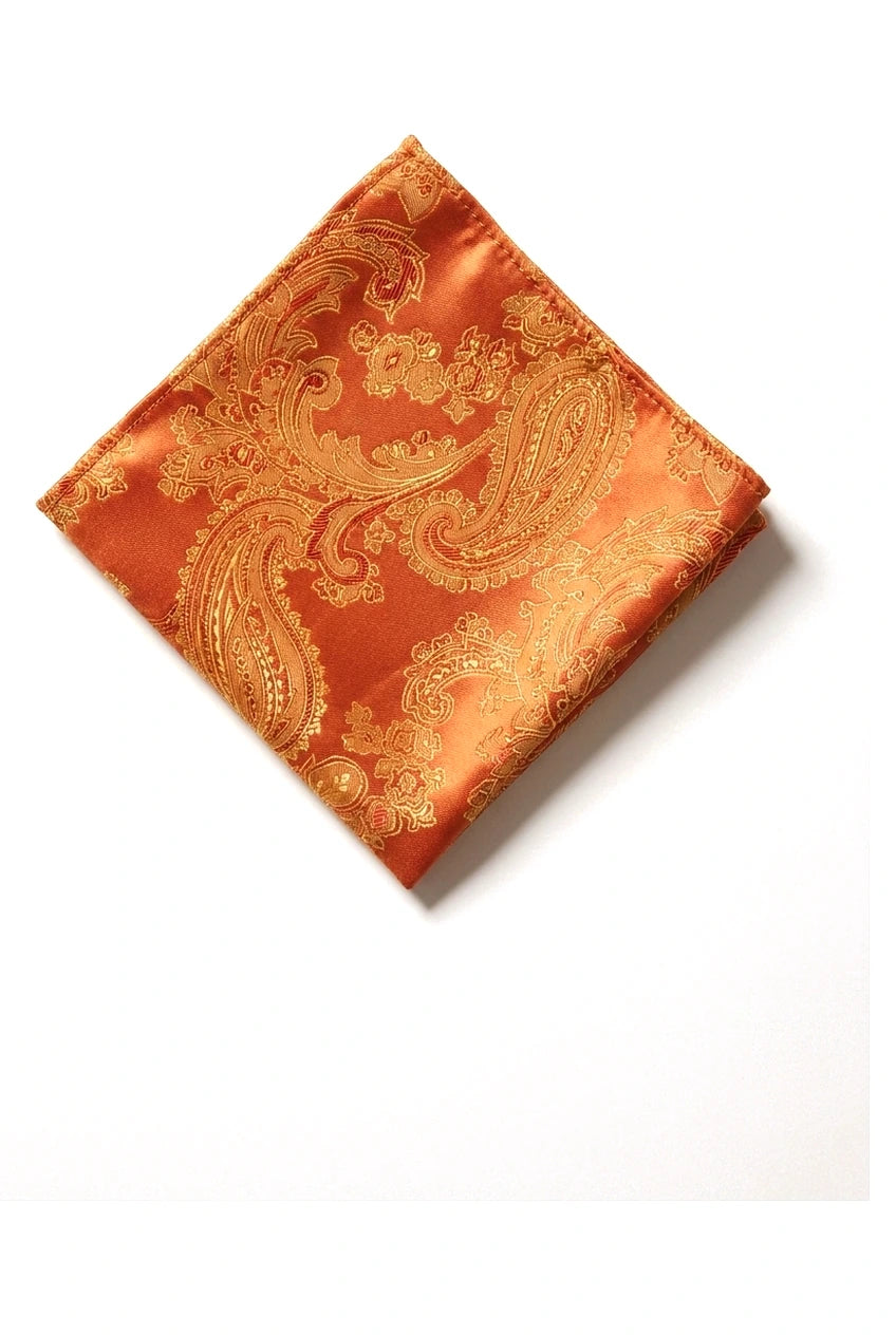 Cravate orange à motif cachemire, coffret cadeau avec pochette, boutons de manchette et cravate en satin fleuri.