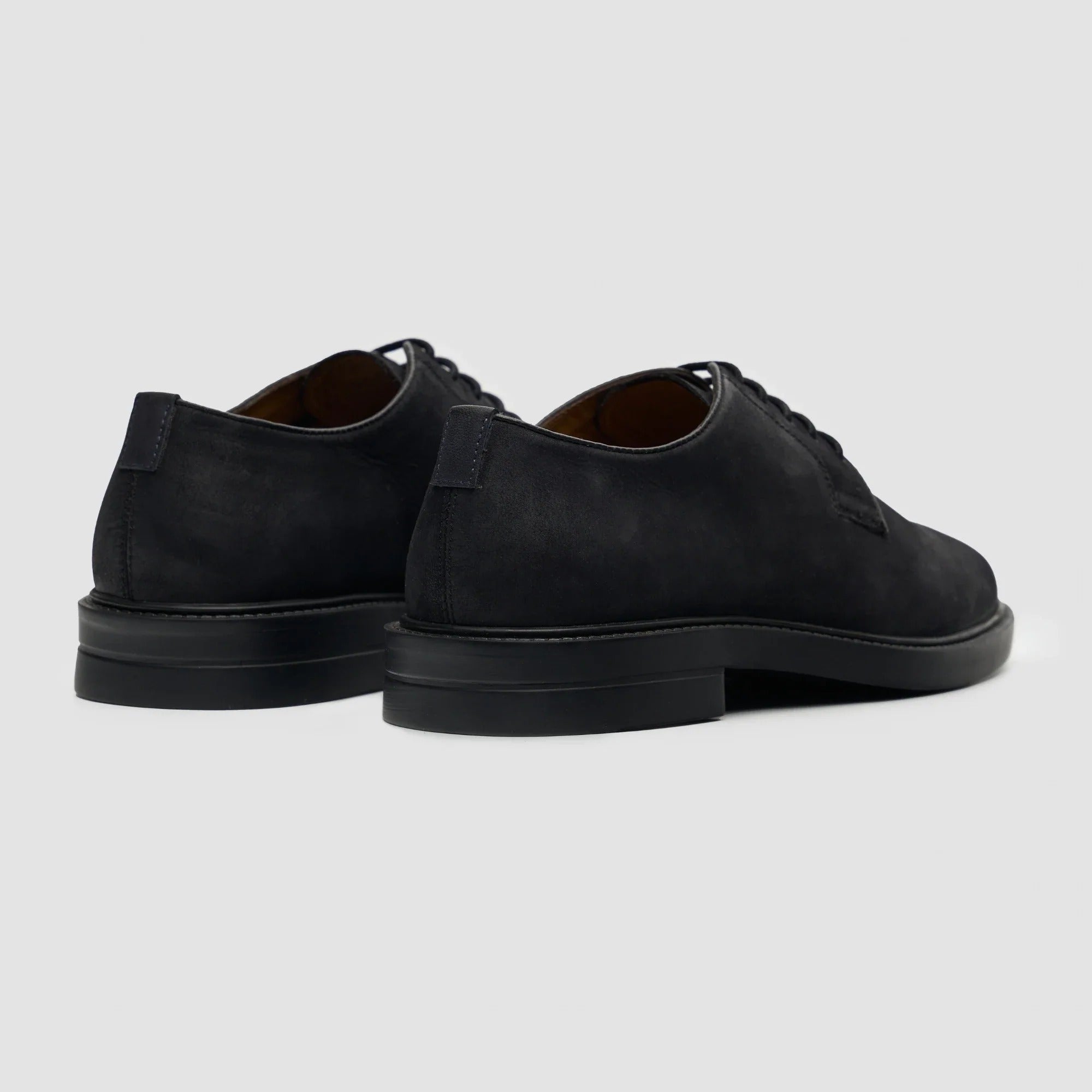 Pedro - Chaussures Derby à lacets en daim noir mat pour homme