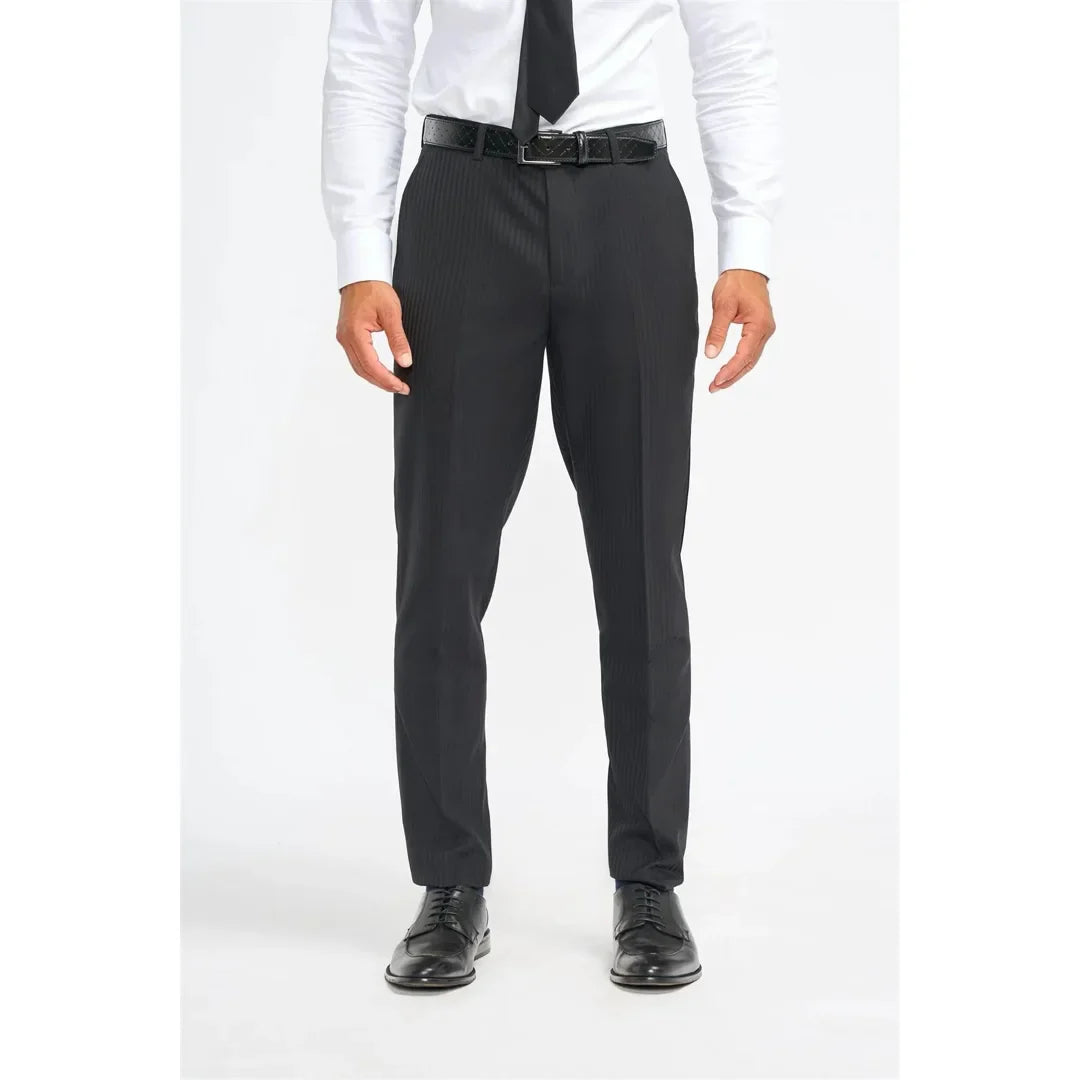 Pantalon habillé Roberto pour homme, noir à fines rayures.