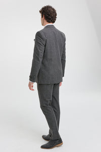Costume en laine grise pour homme