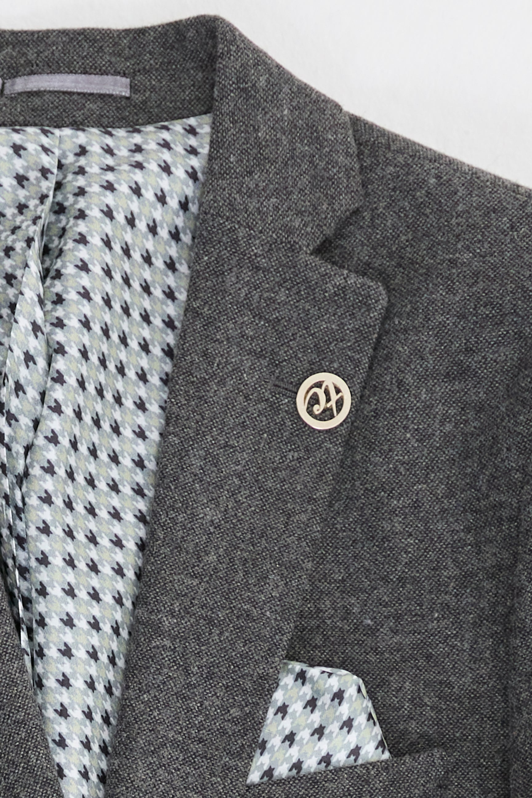 Costume en laine grise pour homme