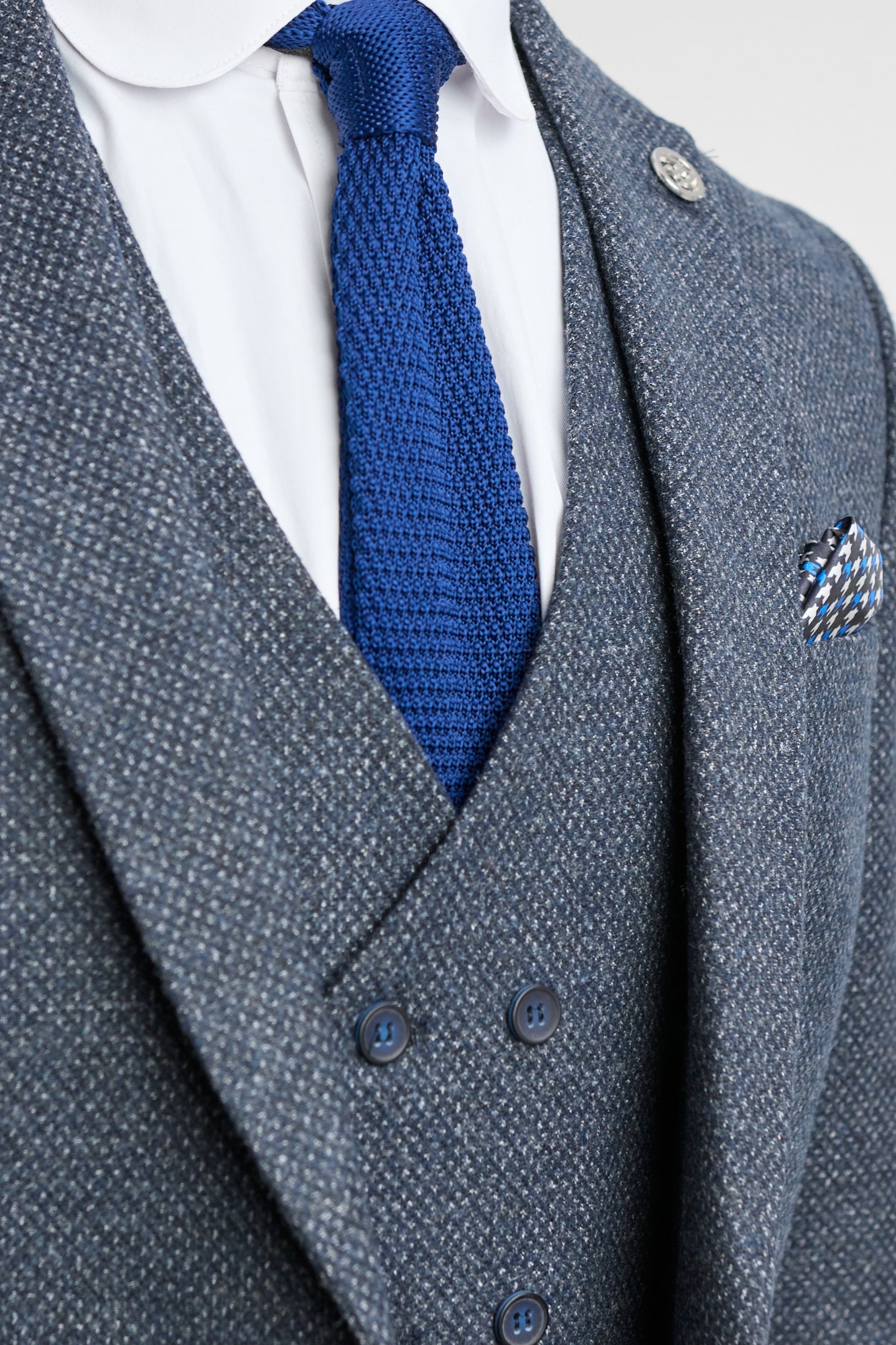 Costume trois pièces bleu marine pour homme avec gilet croisé