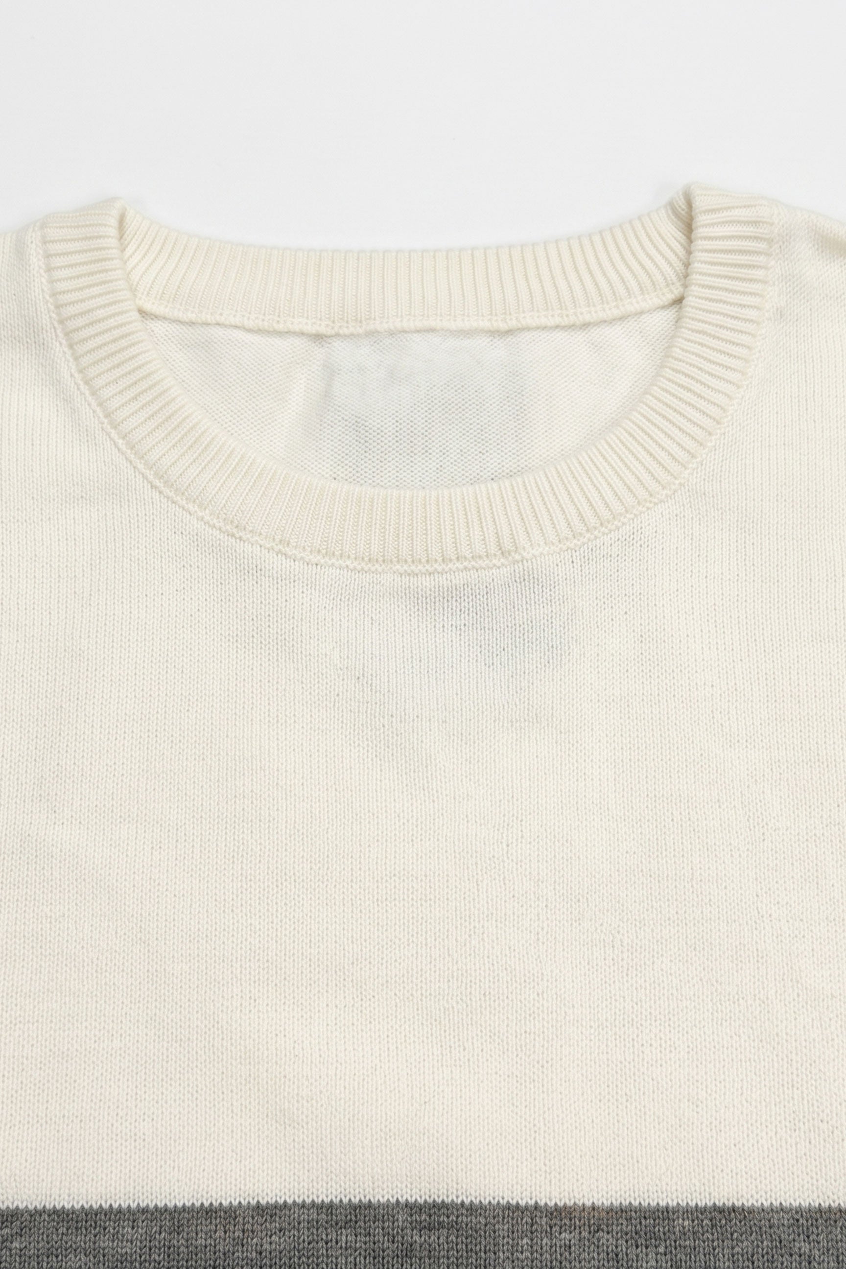 T-shirt tricoté à blocs de couleur blancs et noirs pour hommes