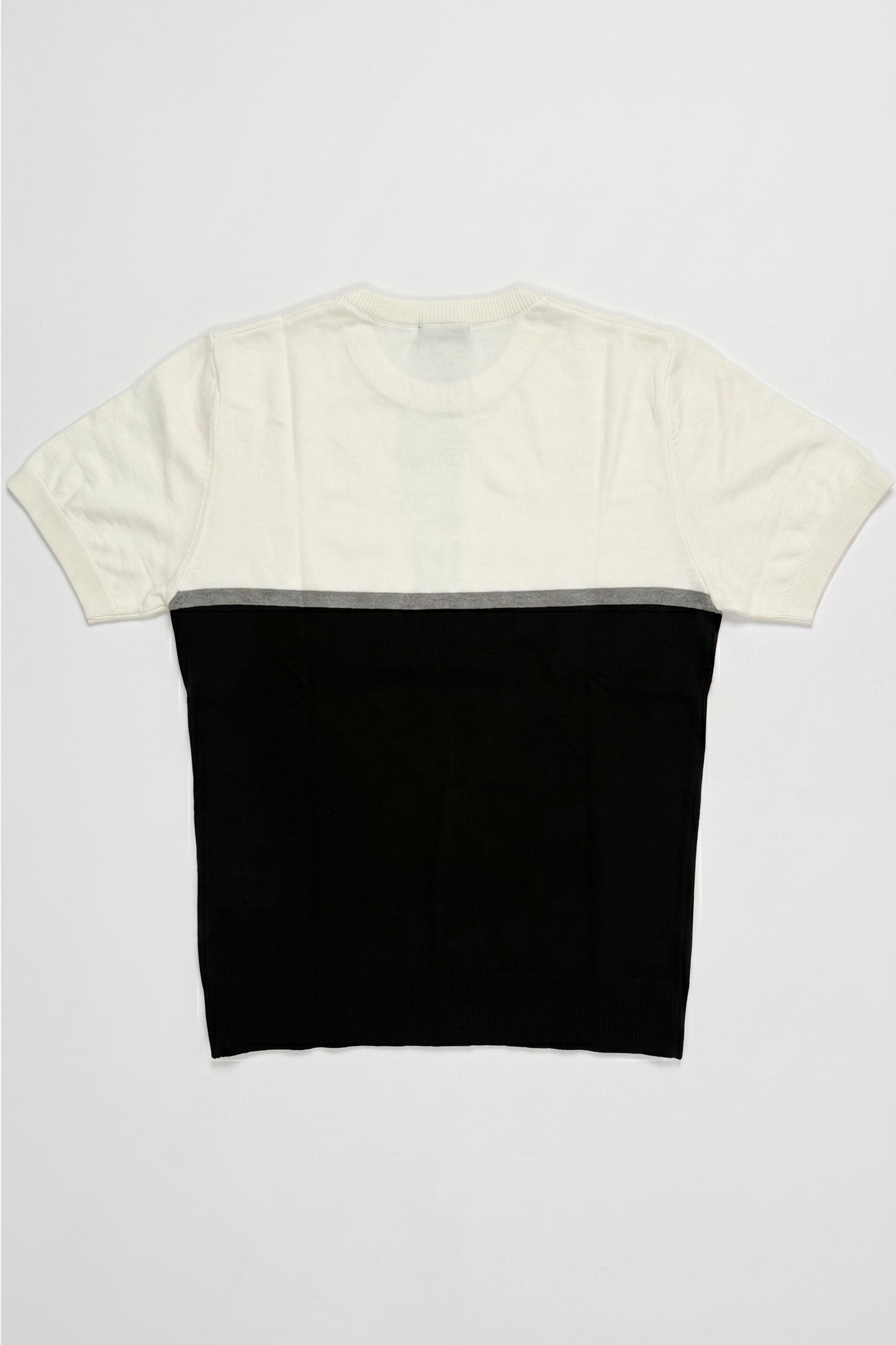 T-shirt tricoté à blocs de couleur blancs et noirs pour hommes