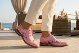 Wolf - Chaussures habillées Richelieu à bout fleuri rose pour homme